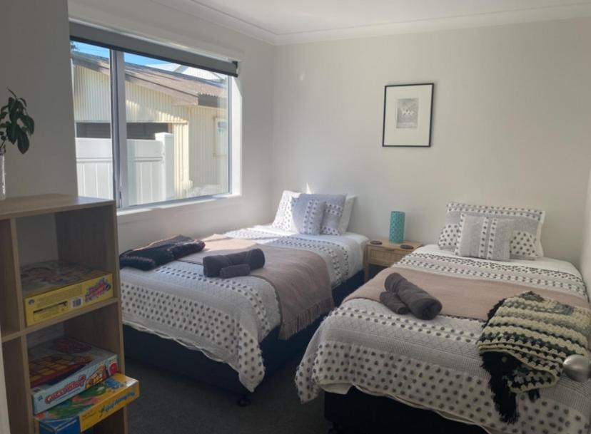 Raumati Guest House Paraparaumu Exterior photo
